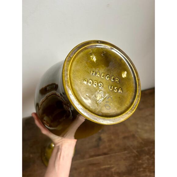 Vintage Haeger Pottery Dark Green Ginger Jar w/ Lid | Art Pottery | Ceramic Urn - Picture 8 of 8